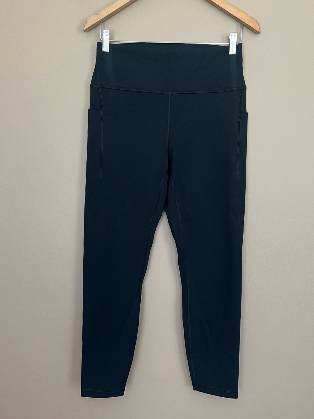 {CRZ Yoga} 7/8 Leggings with Side Pockets High Rise in Black - Womens XL - NWT